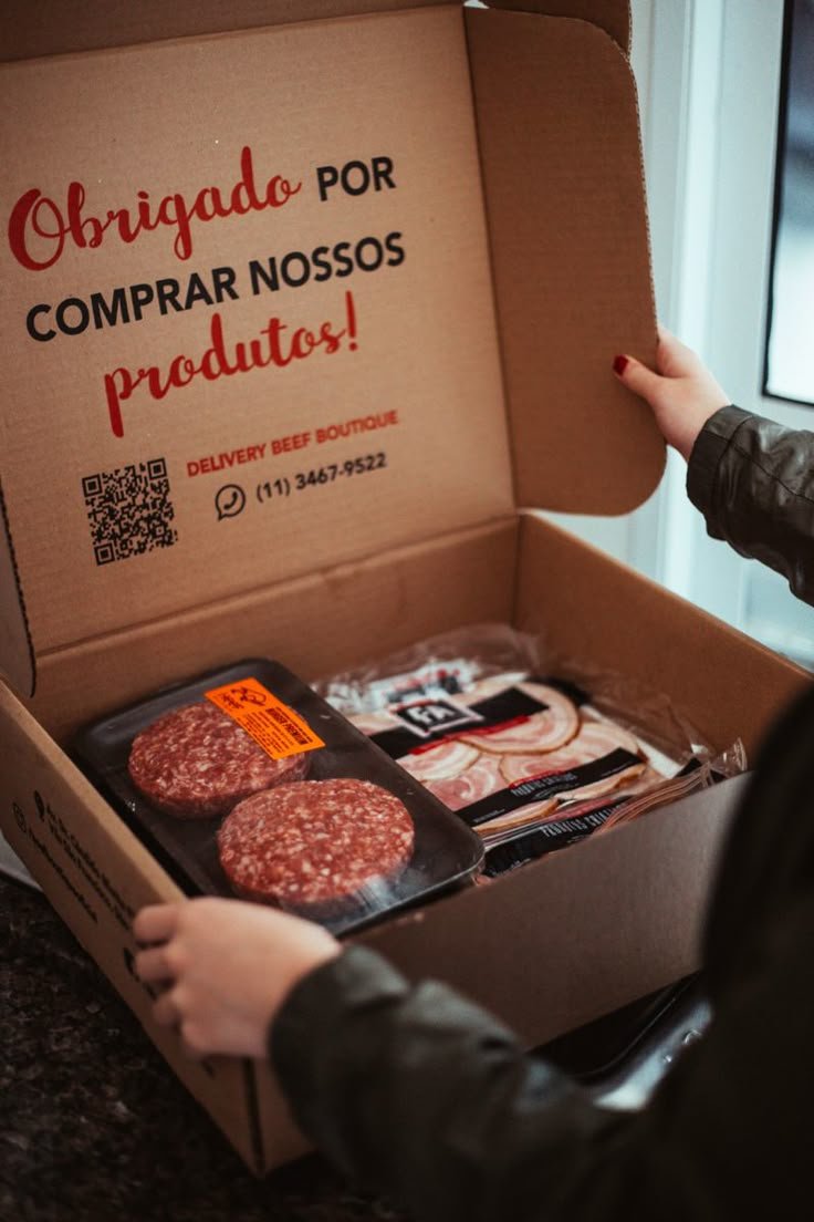 Caja con relato y tiempos de cocción bajo la tapa